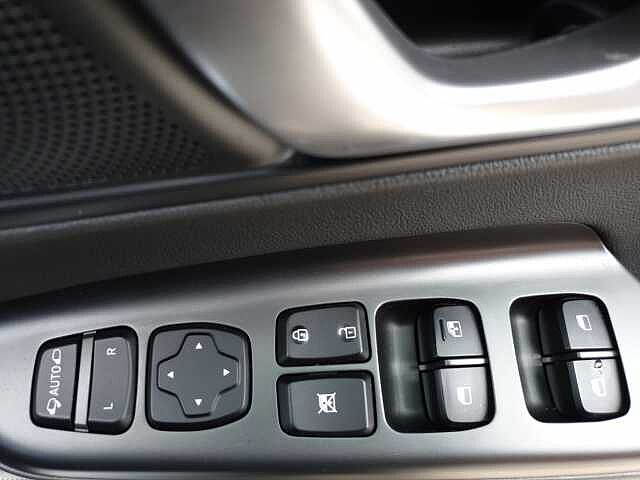 Hyundai KONA 1.6 GDi Hybrid Ultimate 5dr DCT