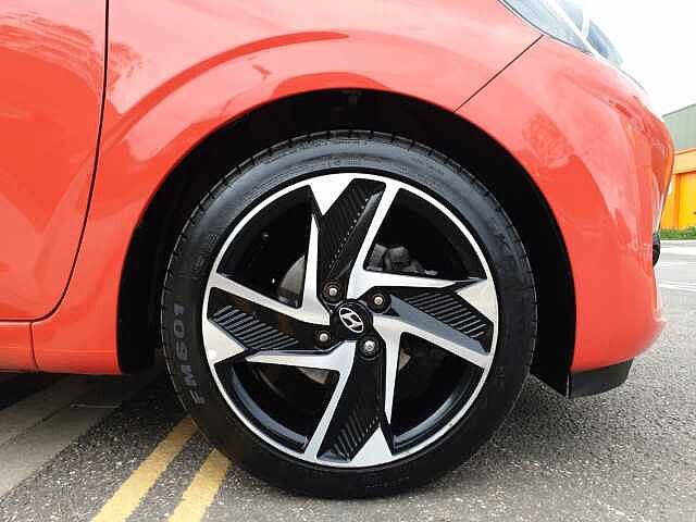 Hyundai i10 1.2 MPi Premium 5dr