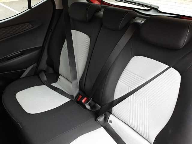 Hyundai i10 1.2 MPi Premium 5dr