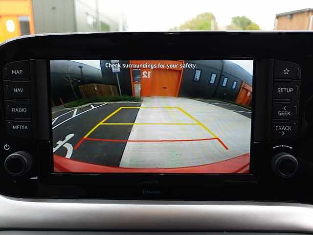 Hyundai i10 1.2 MPi Premium 5dr