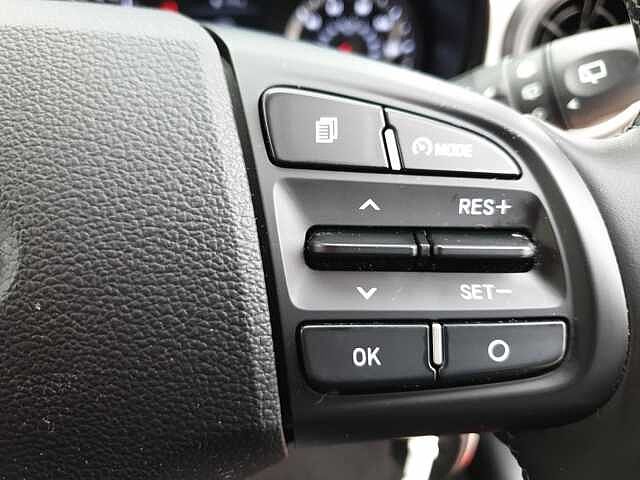 Hyundai i10 1.2 MPi Premium 5dr