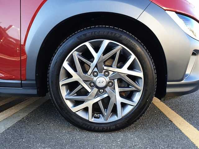 Hyundai KONA 1.6 GDi Hybrid Premium 5dr DCT Red