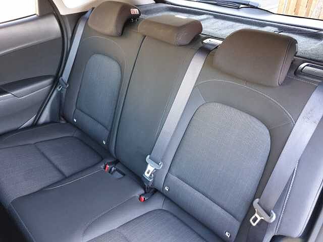 Hyundai KONA 1.6 GDi Hybrid Premium 5dr DCT Red