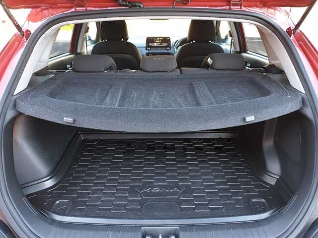 Hyundai KONA 1.6 GDi Hybrid Premium 5dr DCT Red