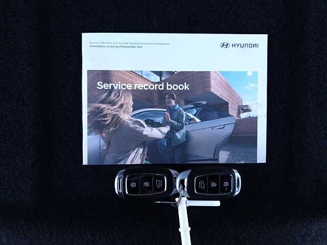 Hyundai KONA 1.6 GDi Hybrid Premium 5dr DCT Red