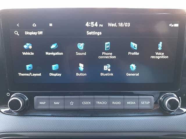 Hyundai KONA 1.6 GDi Hybrid Premium 5dr DCT Red