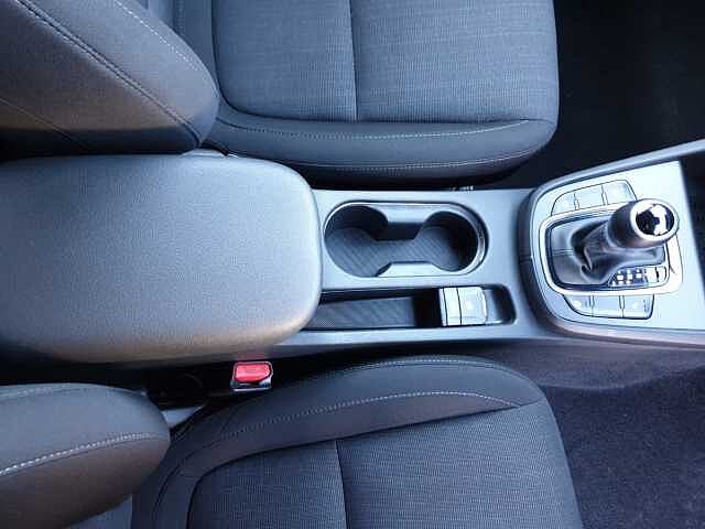 Hyundai KONA 1.6 GDi Hybrid Premium 5dr DCT Red