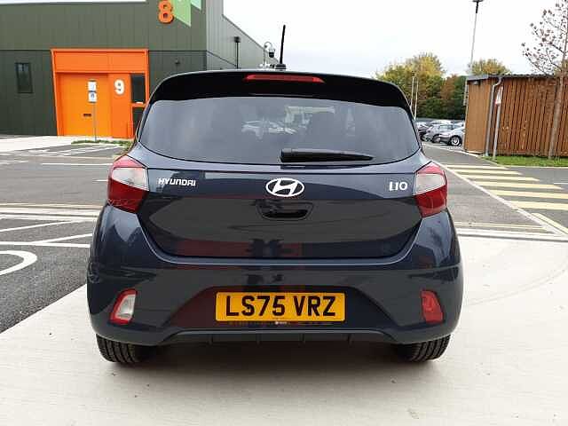 Hyundai i10 1.0 2025MY Premium AMT