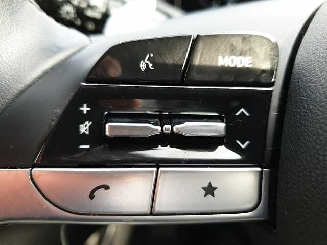 Hyundai TUCSON 1.6 TGDi Hybrid 230 Premium 5dr 2WD Auto