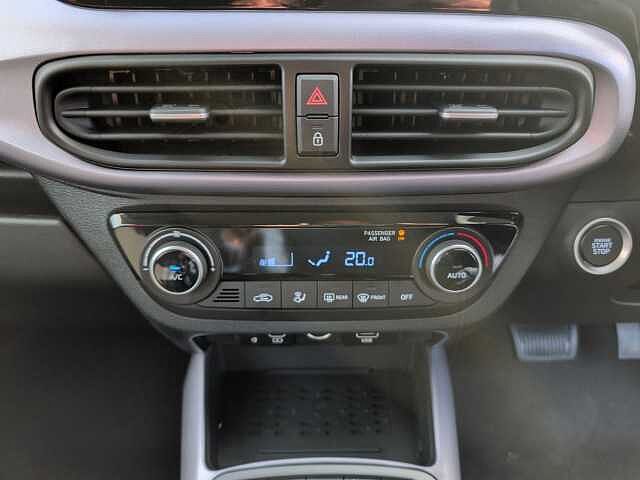 Hyundai i10 1.2 [79] Premium 5dr Auto [Nav]