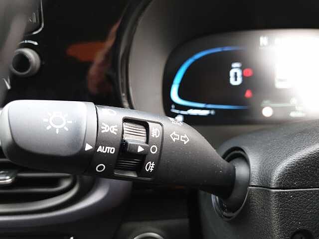 Hyundai i10 1.0 [63] Premium 5dr Auto [Nav]