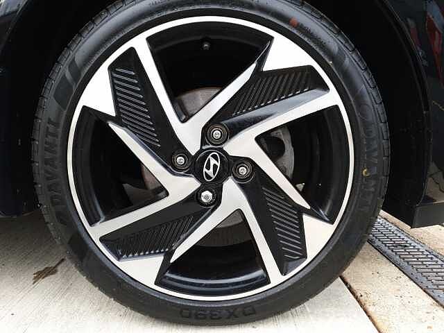 Hyundai i10 1.0 [63] Premium 5dr Auto [Nav]