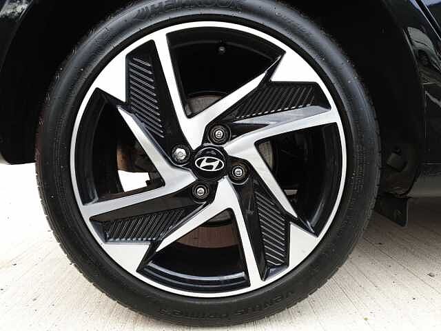 Hyundai i10 1.0 [63] Premium 5dr Auto [Nav]