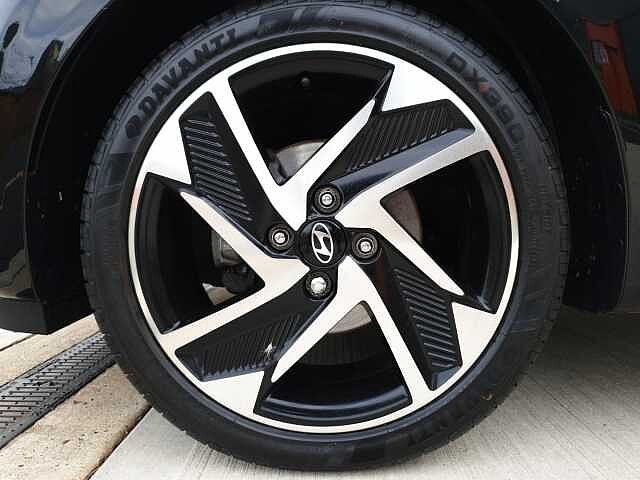 Hyundai i10 1.0 [63] Premium 5dr Auto [Nav]