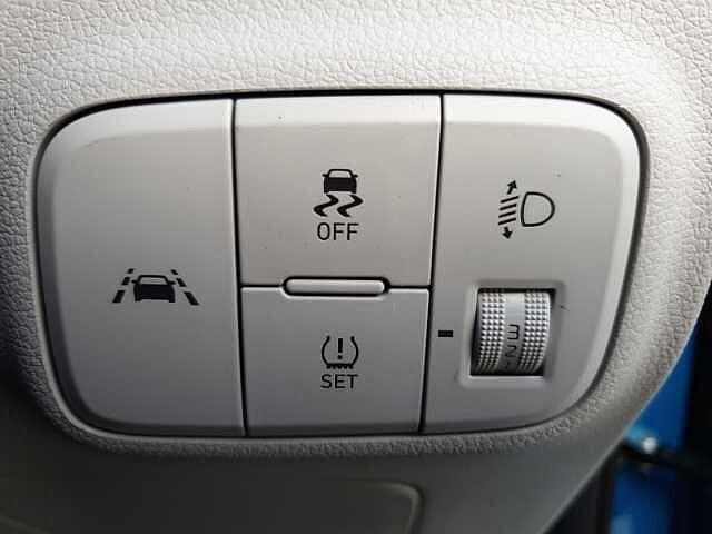 Hyundai i10 1.0 MPi Premium 5dr