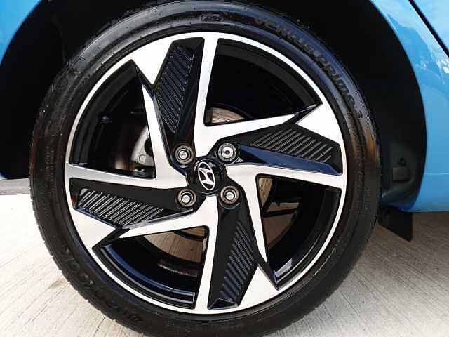 Hyundai i10 1.0 MPi Premium 5dr