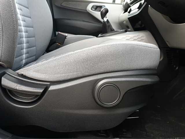 Hyundai i10 1.0 MPi Premium 5dr