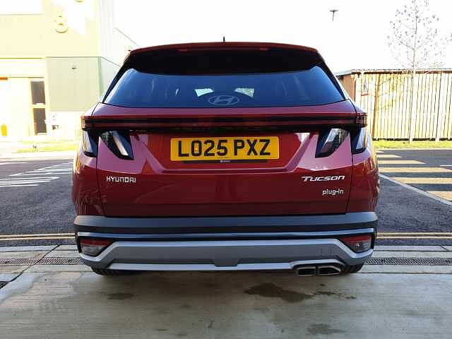 Hyundai TUCSON 1.6T Plug-in Hybrid Premium 5dr 4WD Auto