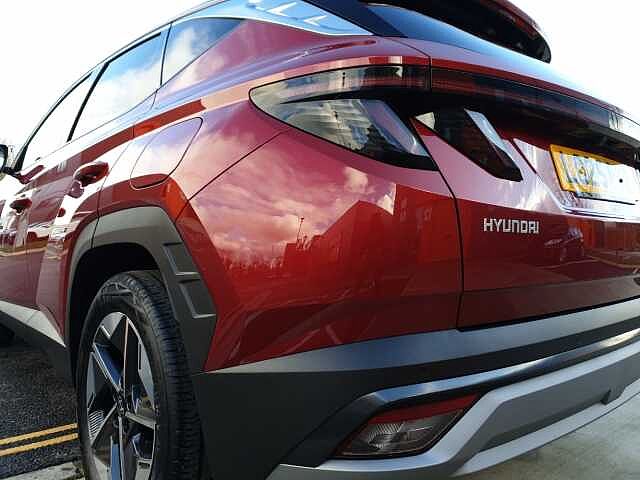Hyundai TUCSON 1.6T Plug-in Hybrid Premium 5dr 4WD Auto