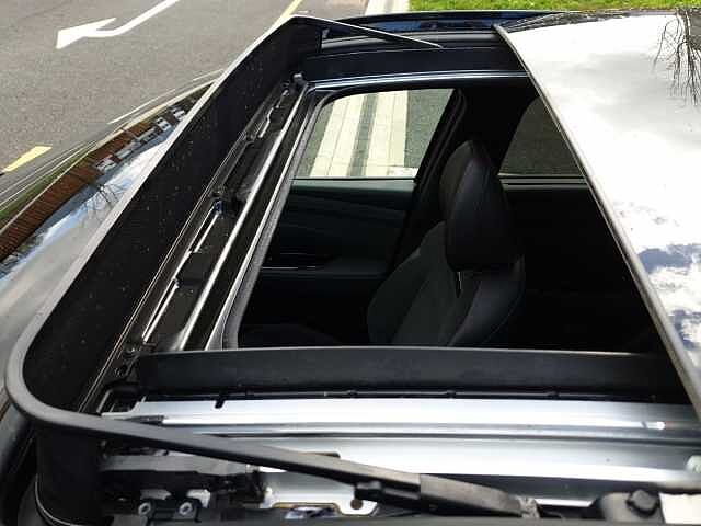 Hyundai TUCSON 1.6T Hybrid N Line S 5dr Auto Black