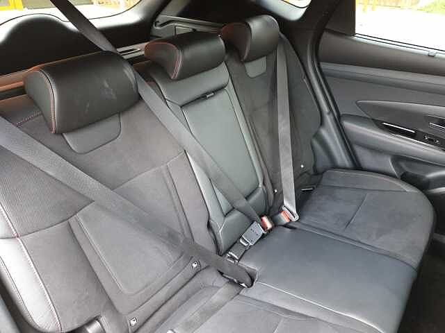 Hyundai TUCSON 1.6T Hybrid N Line S 5dr Auto Black