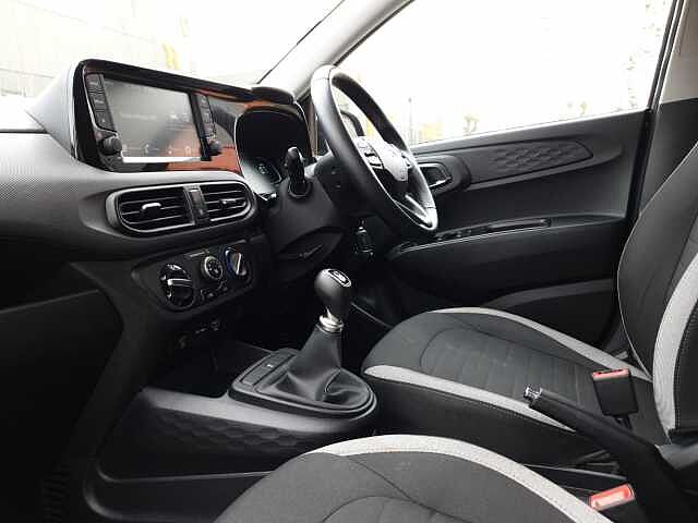 Hyundai i10 1.0 Advance 5dr