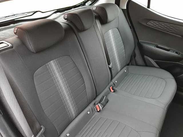 Hyundai i10 1.0 Advance 5dr