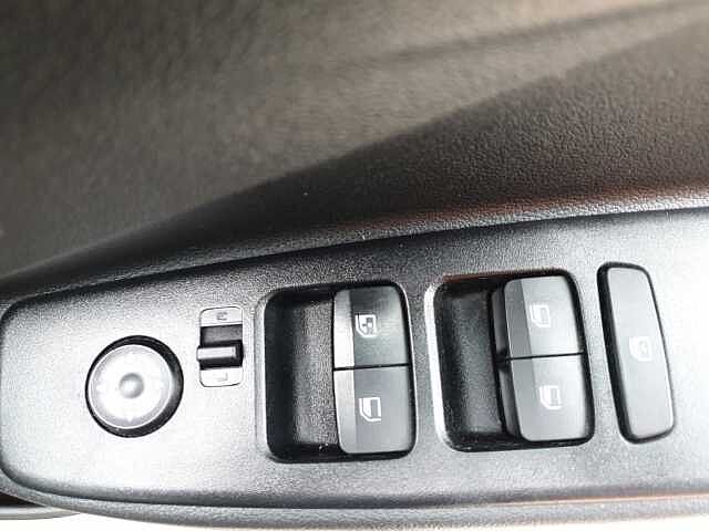 Hyundai i10 1.0 Advance 5dr