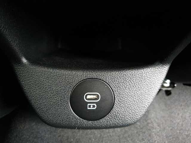 Hyundai i20 1.0T GDi Premium 5dr