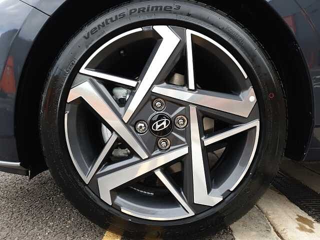 Hyundai i20 1.0T GDi Premium 5dr