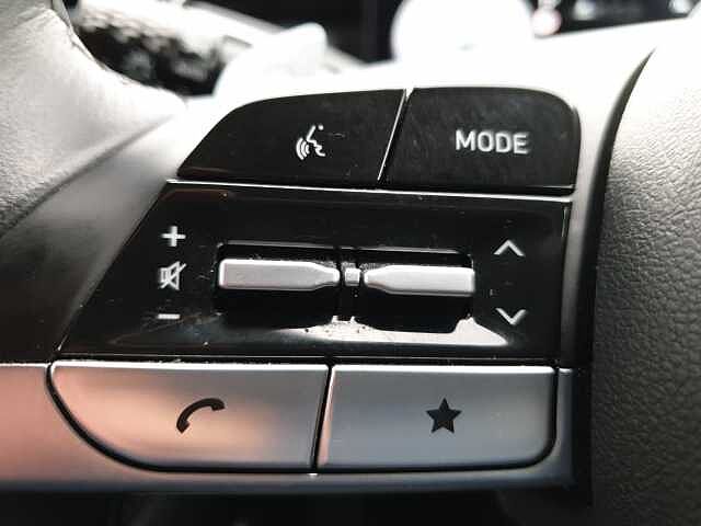 Hyundai TUCSON 1.6 TGDi Hybrid 230 Premium 5dr 2WD Auto