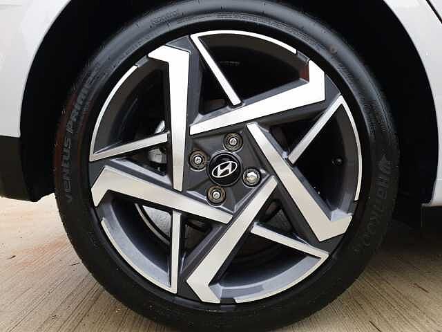 Hyundai i20 1.0T GDi Premium 5dr DCT