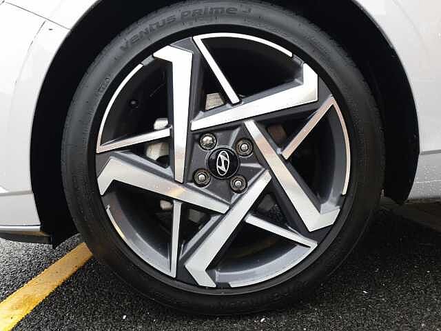 Hyundai i20 1.0T GDi Premium 5dr DCT