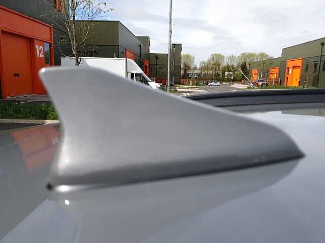 Hyundai KONA 1.6 GDi Hybrid Premium 5dr DCT