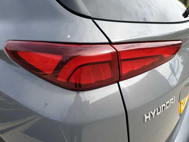 Hyundai KONA 1.6 GDi Hybrid Premium 5dr DCT