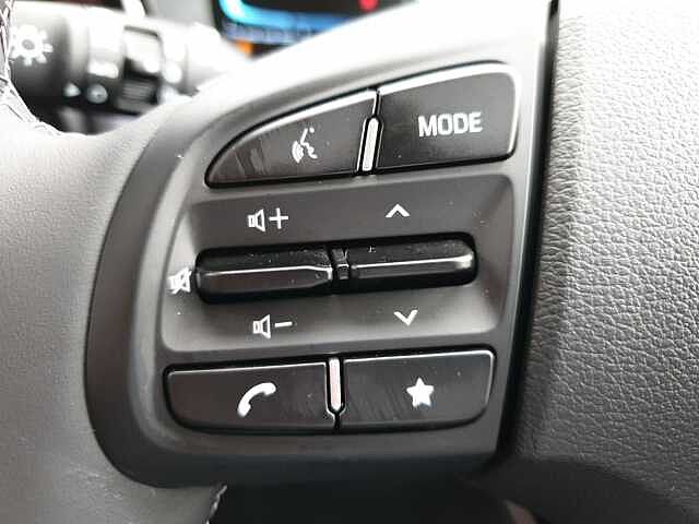 Hyundai i10 1.0 AMT. 2025MY Premium