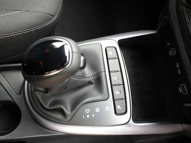 Hyundai i10 1.2 [79] Premium 5dr Auto [Nav]