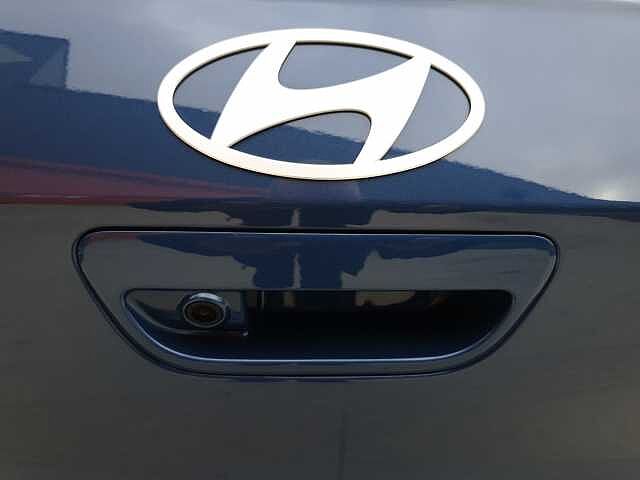 Hyundai i10 1.2 [79] Premium 5dr Auto [Nav]