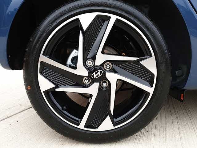 Hyundai i10 1.2 [79] Premium 5dr Auto [Nav]