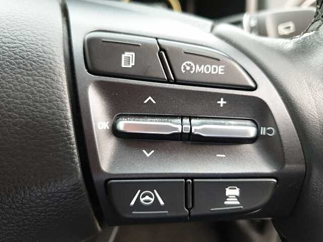 Hyundai KONA 1.6 GDi Hybrid Premium 5dr DCT