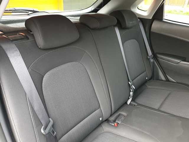 Hyundai KONA 1.6 GDi Hybrid Premium 5dr DCT