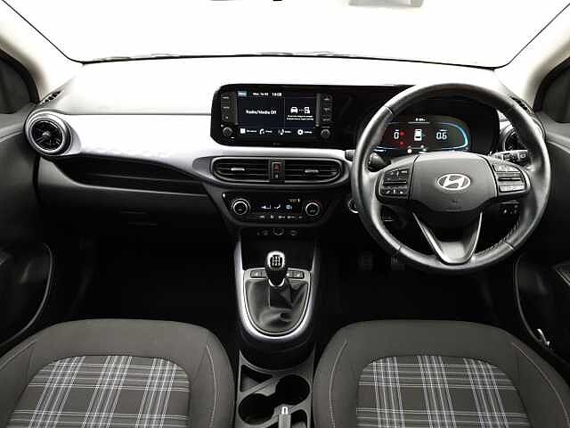 Hyundai i10 1.2 MPi Premium 5dr