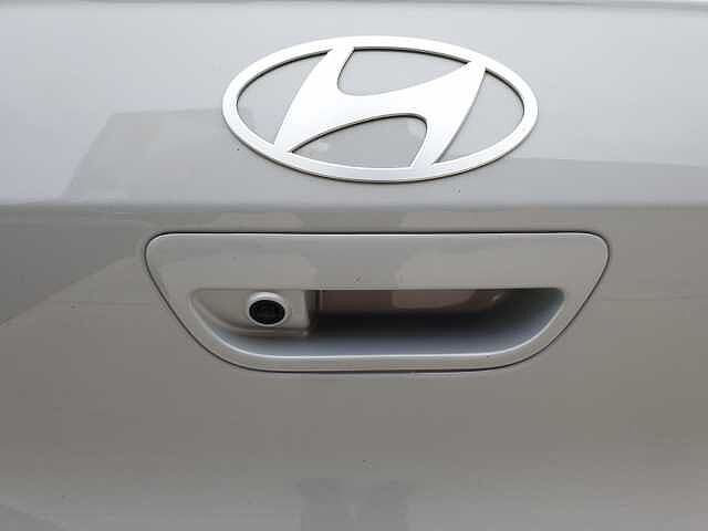 Hyundai i10 1.2 MPi Premium 5dr