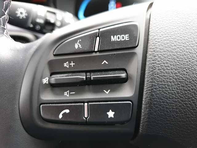 Hyundai i10 1.2 MPi Premium 5dr