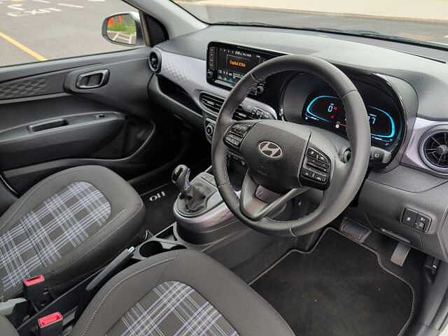 Hyundai i10 1.2 [79] Premium 5dr Auto [Nav]