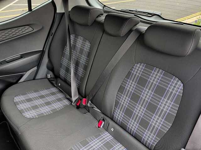 Hyundai i10 1.2 [79] Premium 5dr Auto [Nav]