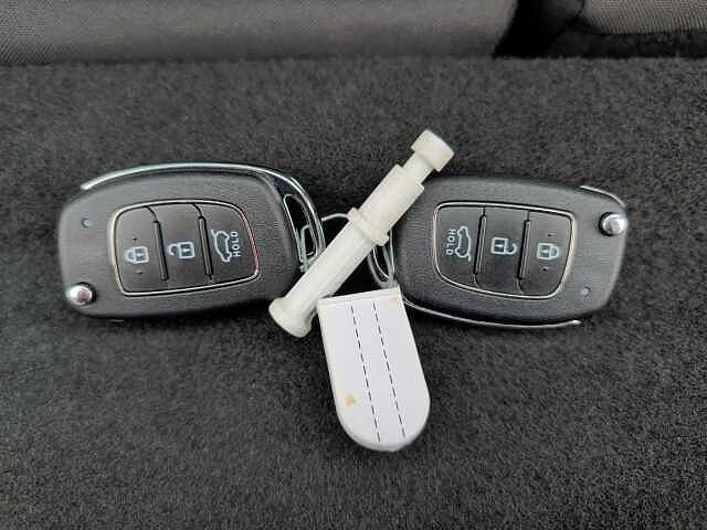Hyundai i10 1.0 [63] Advance 5dr Auto [Nav]