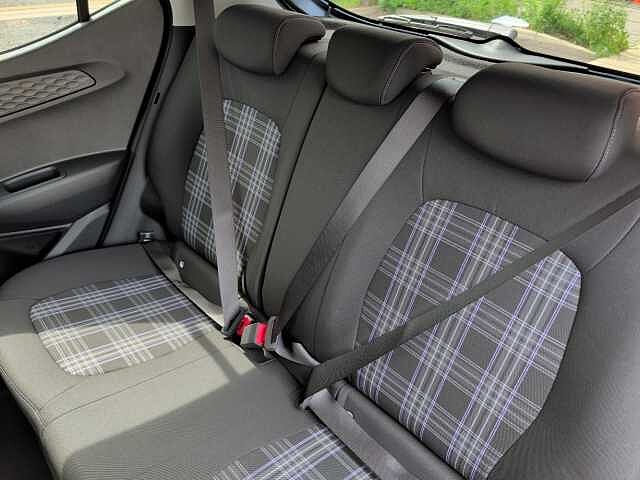 Hyundai i10 1.2 [79] Premium 5dr Auto [Nav]