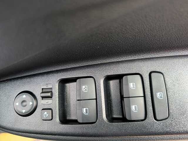 Hyundai i10 1.2 [79] Premium 5dr Auto [Nav]
