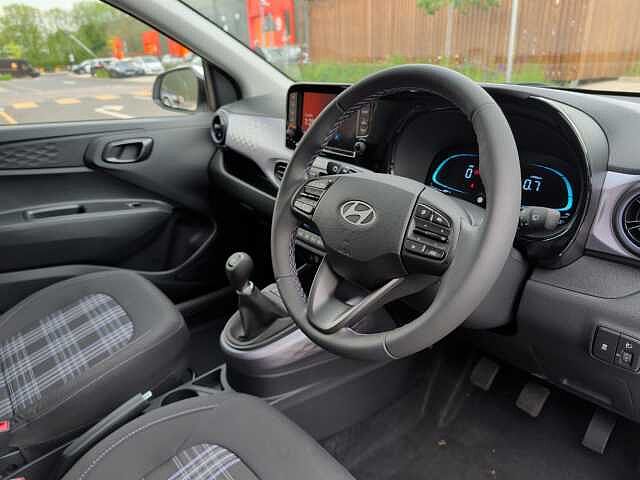 Hyundai i10 1.2 [79] Premium 5dr [Nav]